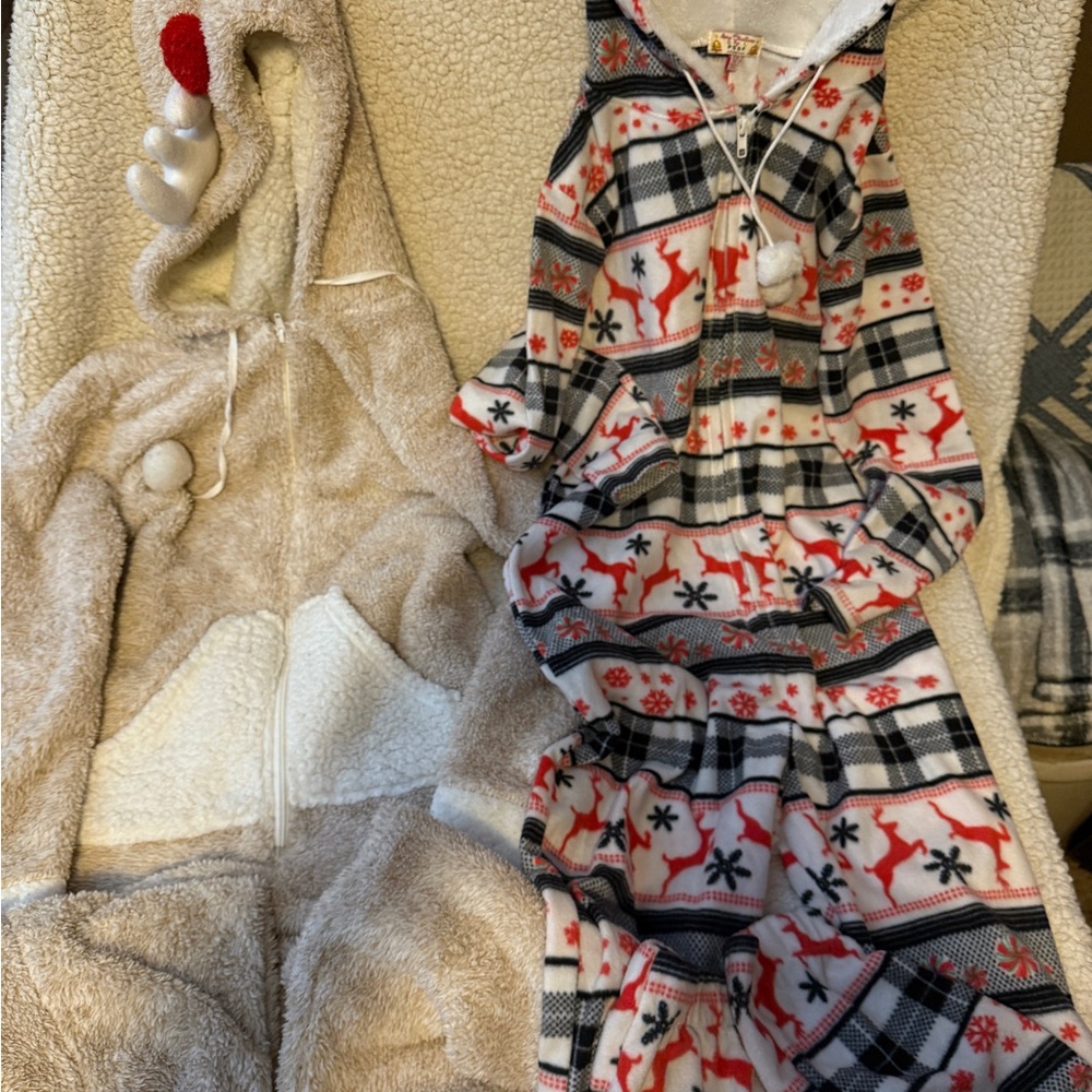 Cozy Reindeer and Snowflake Hooded Onesie Set